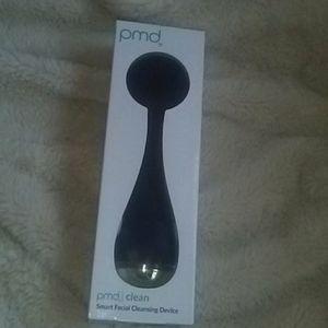 PMD clean cleansing device